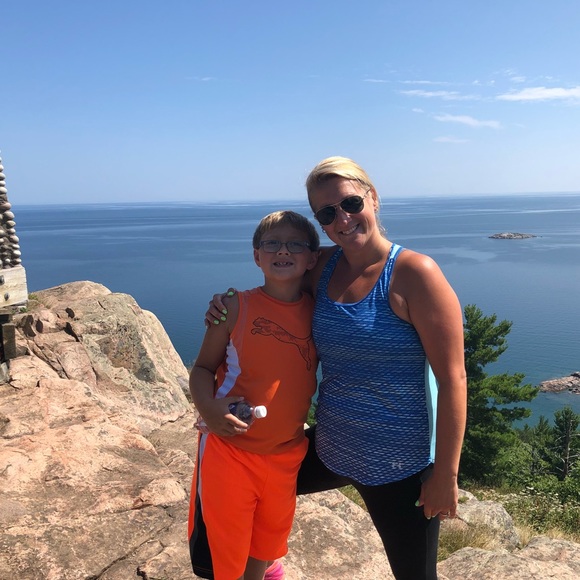 Meet your Posher, Bree - Picture 2 of 8